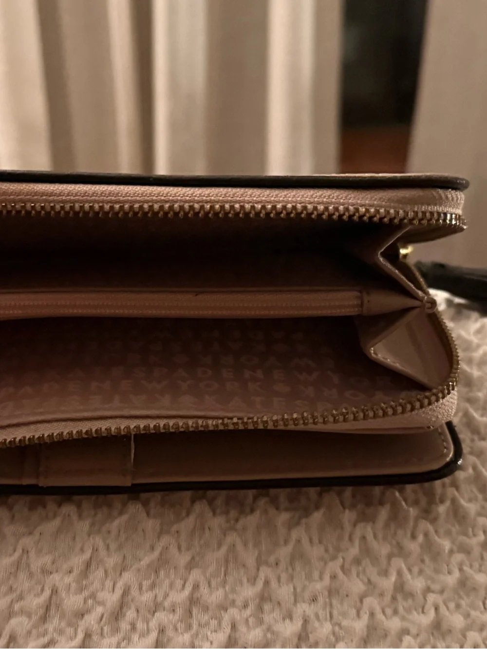 kate spade ♠️ Pebbled Leather Zip Wallet